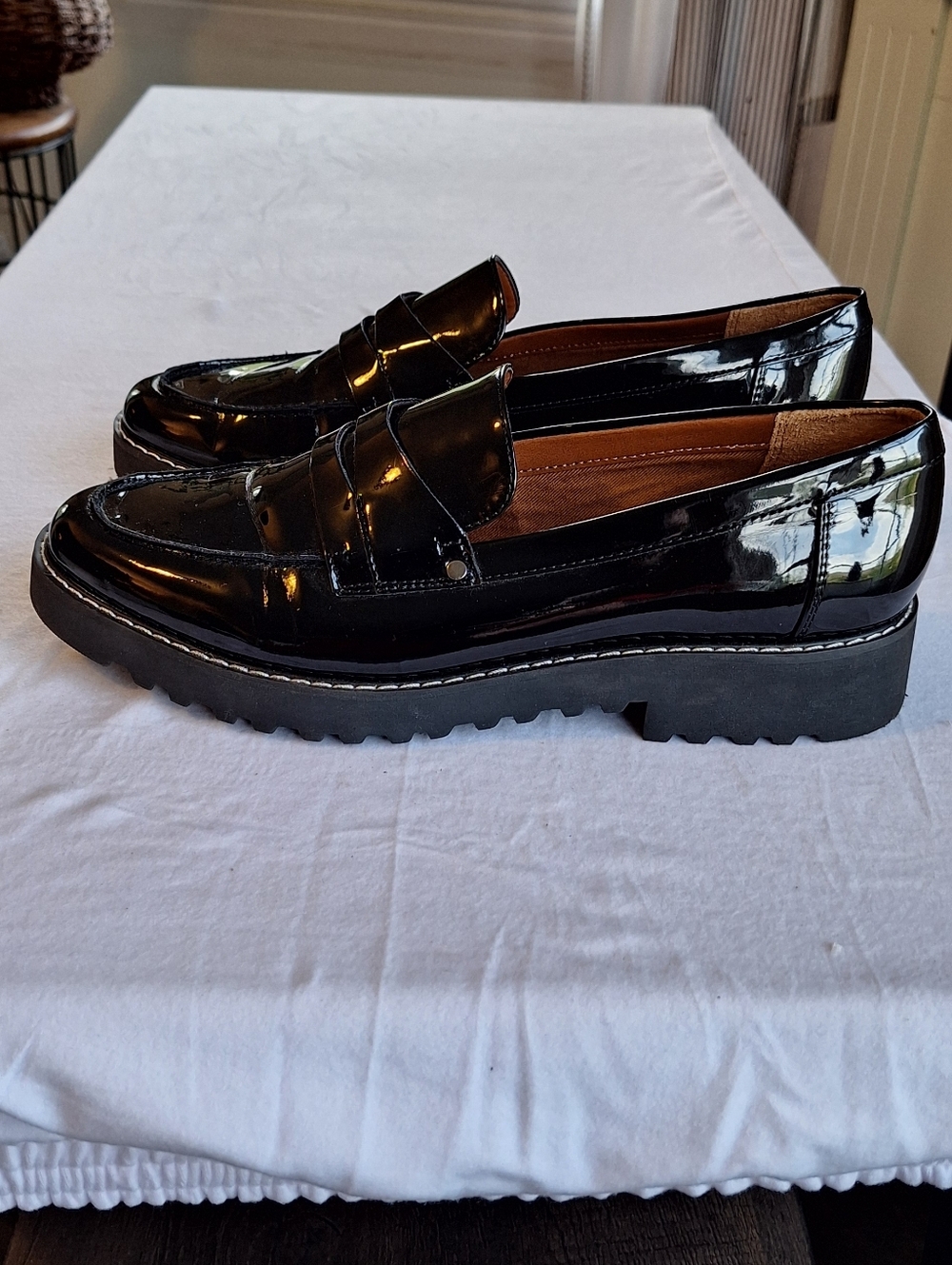 Franco Sarto Black Patent Loafers Size 10 Chunky Lug Sole Penny Loafers - Picture 2 of 5